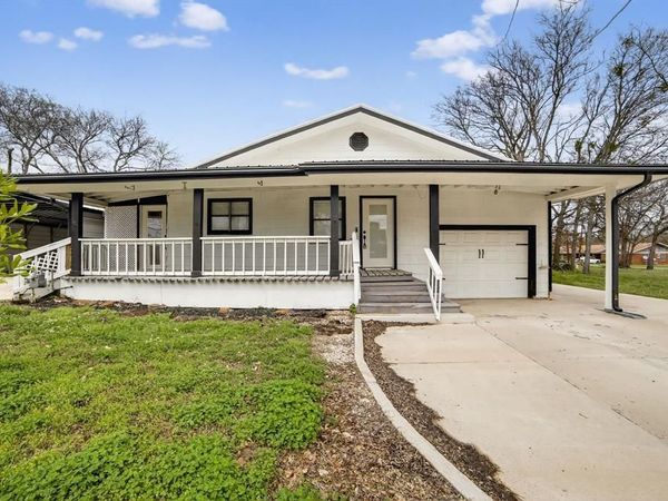 135 Dewitt Street , Alba, TX 75410