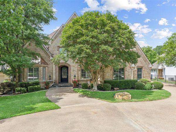 1204 Strathmore Drive, Southlake, TX 76092