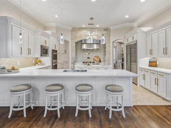 1204 Strathmore Drive, Southlake, TX 76092