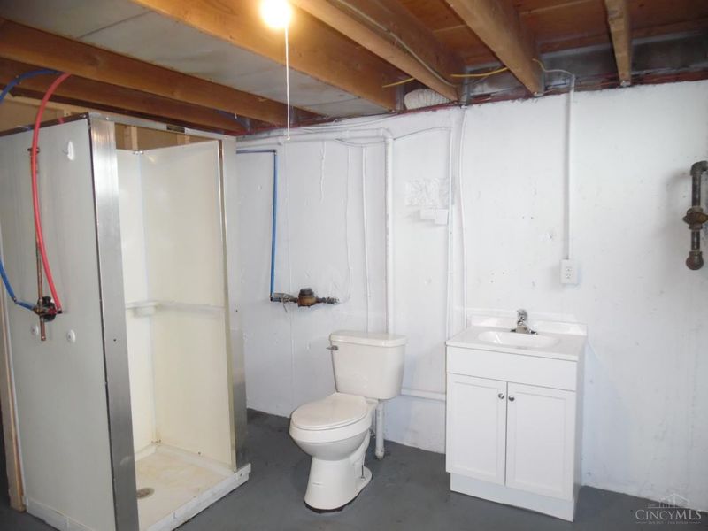 751 Springvale Drive, Hamilton, OH 45913 Photo 21