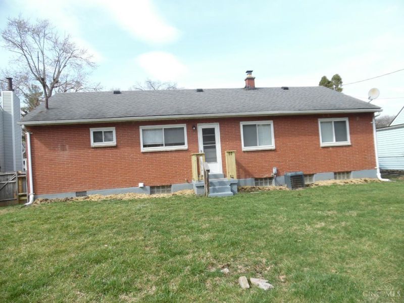 751 Springvale Drive, Hamilton, OH 45913 Photo 24