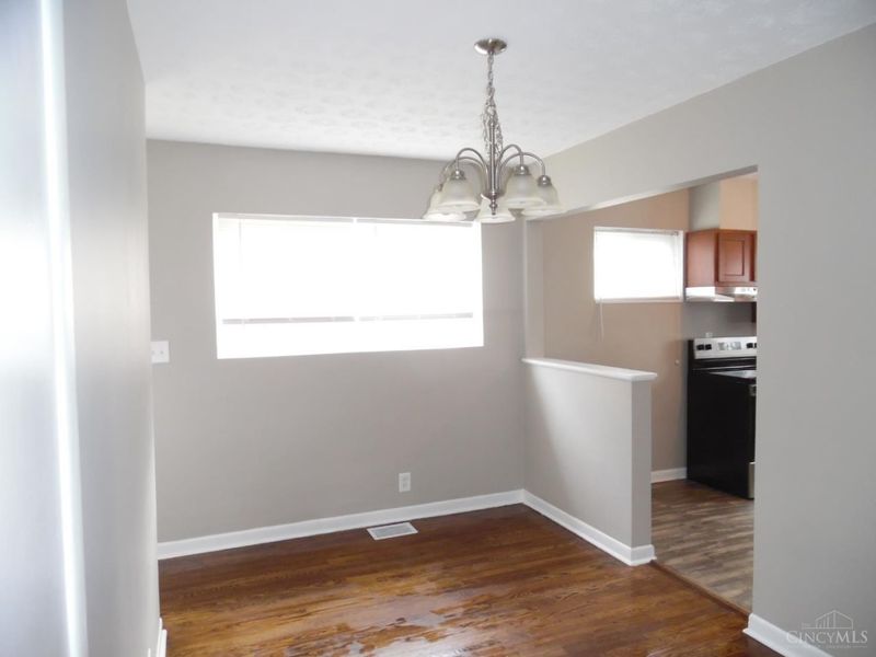 751 Springvale Drive, Hamilton, OH 45913 Photo 4