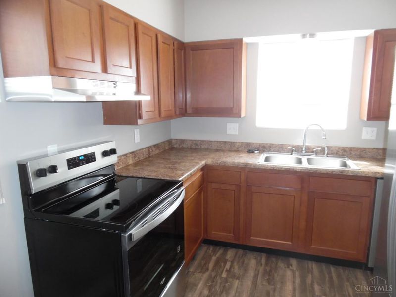 751 Springvale Drive, Hamilton, OH 45913 Photo 6