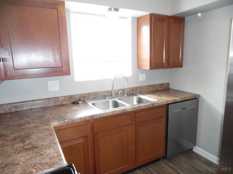 751 Springvale Drive, Hamilton, OH 45913 Photo 8