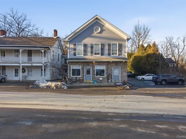 106 Newport Bridge Road, Warwick, NY 10990