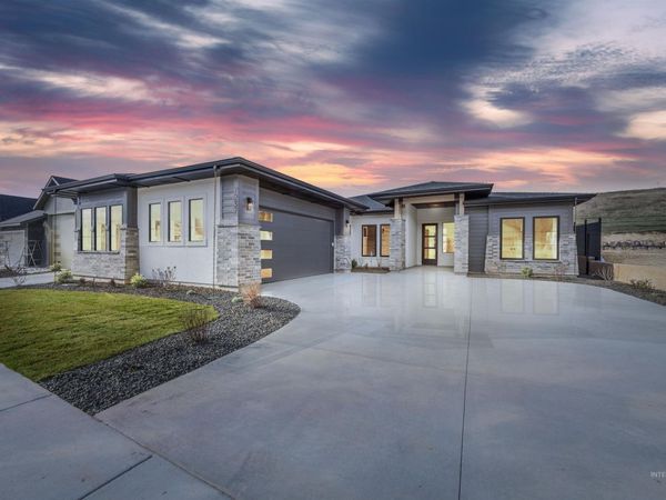 7237 N Firhill Pl, Eagle, ID 83616