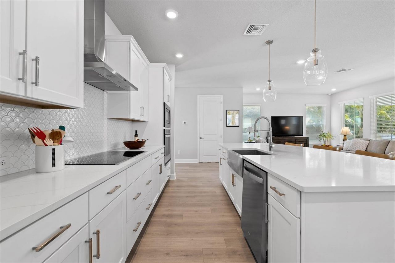 4500 2nd Avenue N, Saint Petersburg, FL 33713 Photo