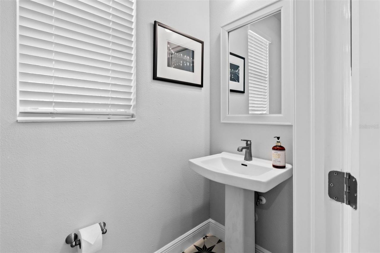 4500 2nd Avenue N, Saint Petersburg, FL 33713 Photo