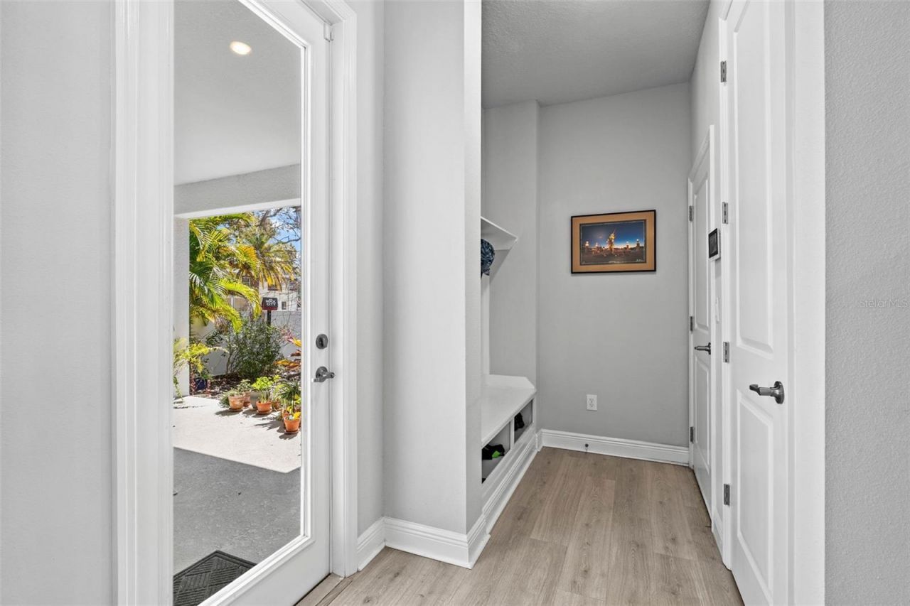 4500 2nd Avenue N, Saint Petersburg, FL 33713 Photo