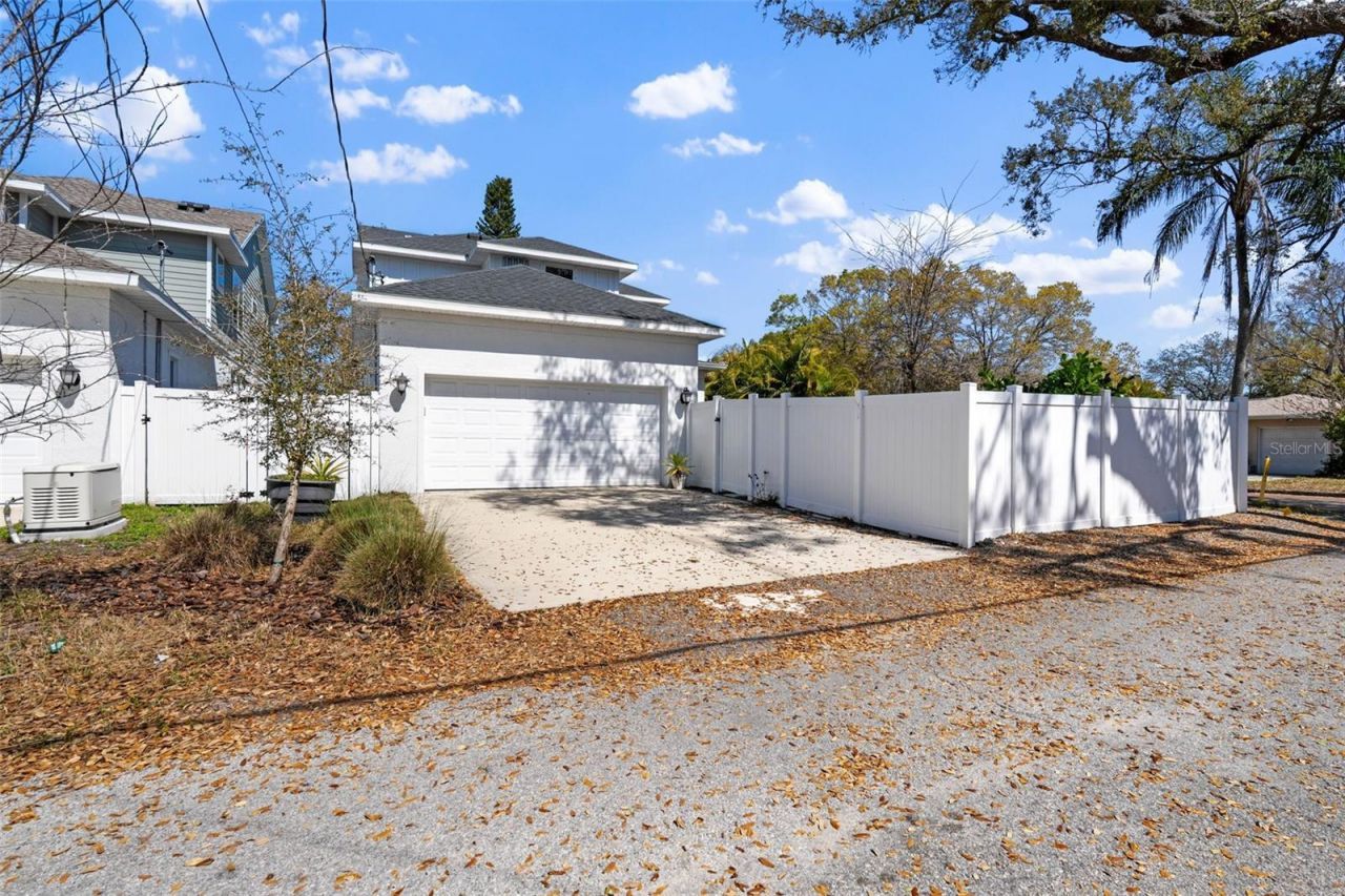 4500 2nd Avenue N, Saint Petersburg, FL 33713 Photo