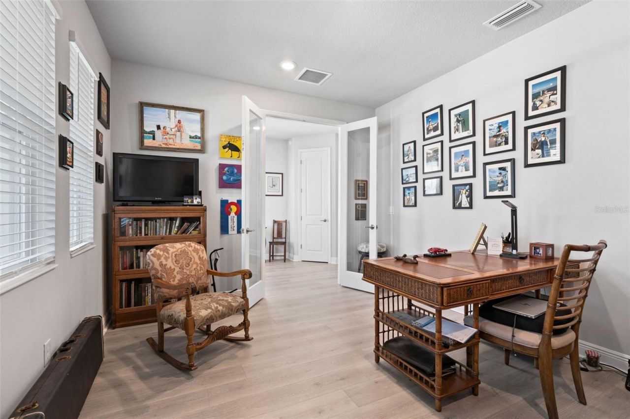 4500 2nd Avenue N, Saint Petersburg, FL 33713 Photo