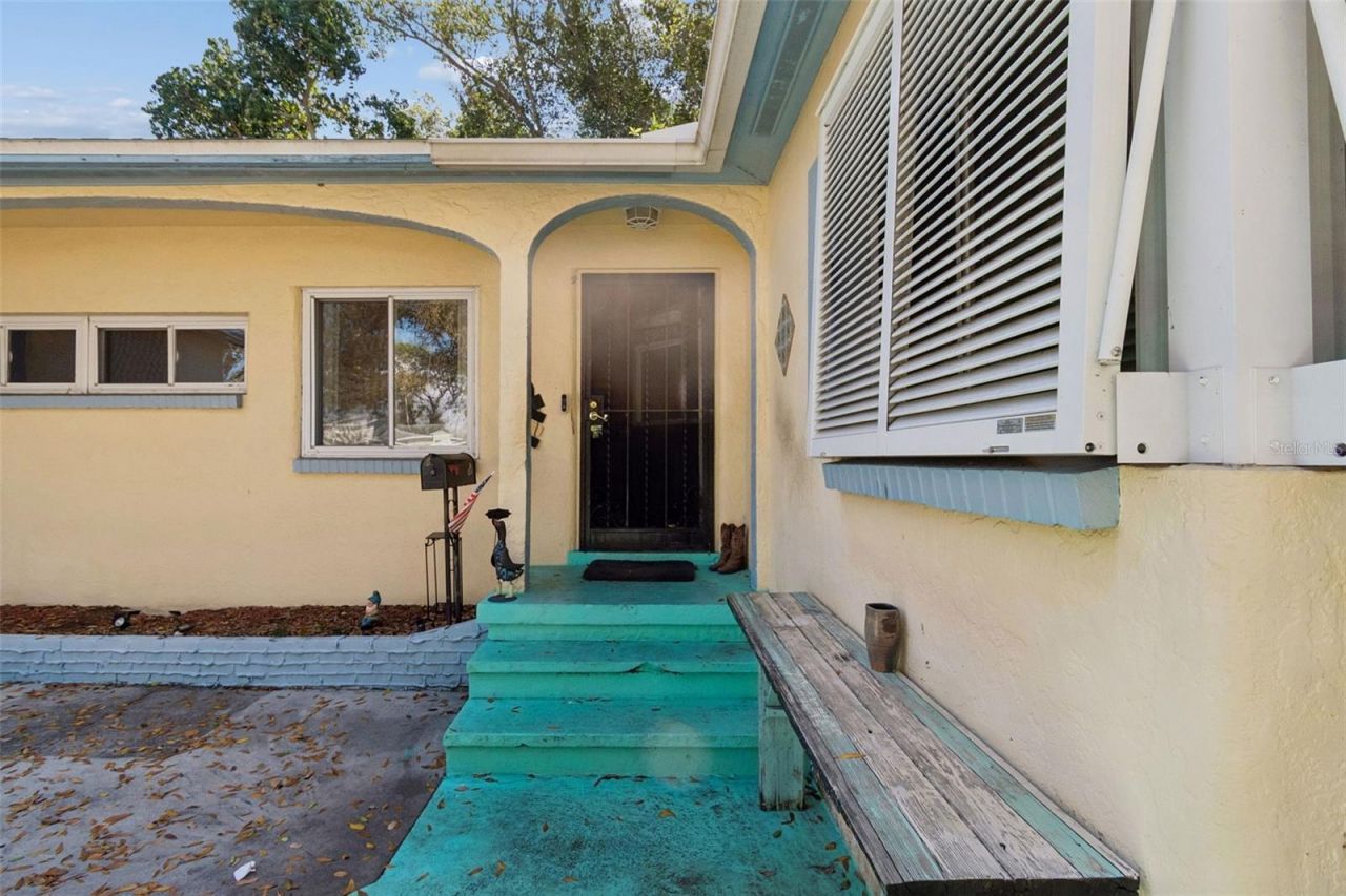 2120 Coronada Way S, Saint Petersburg, FL 33712 Photo