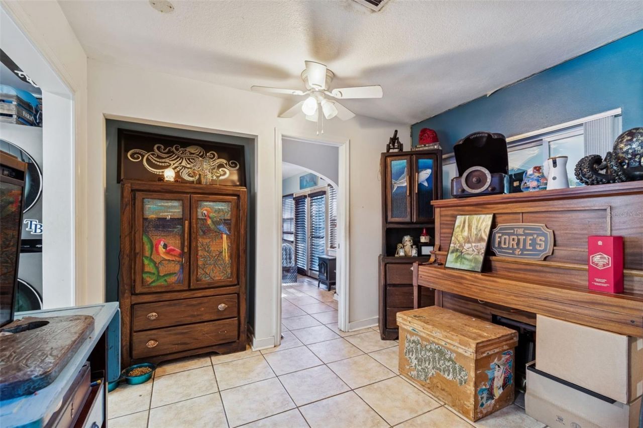 2120 Coronada Way S, Saint Petersburg, FL 33712 Photo