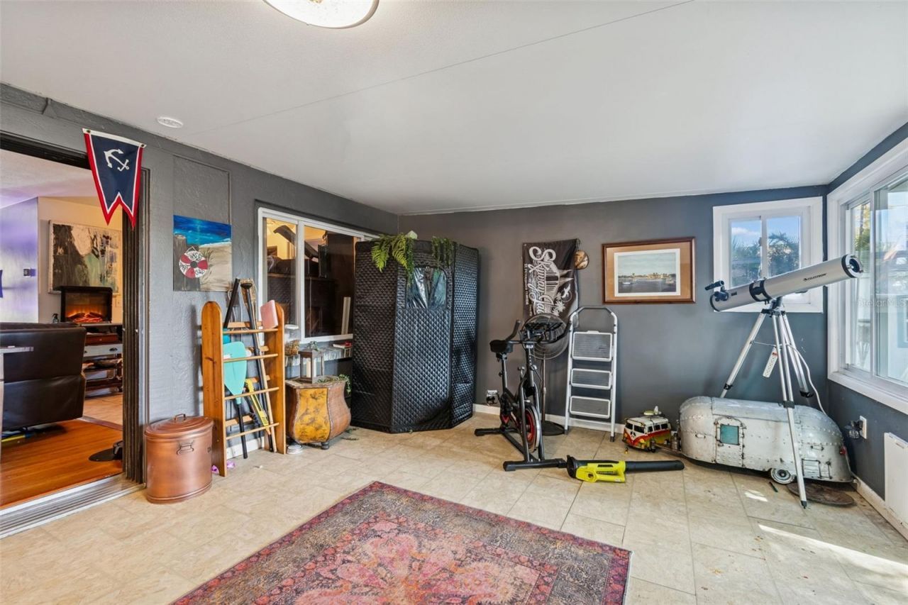 2120 Coronada Way S, Saint Petersburg, FL 33712 Photo