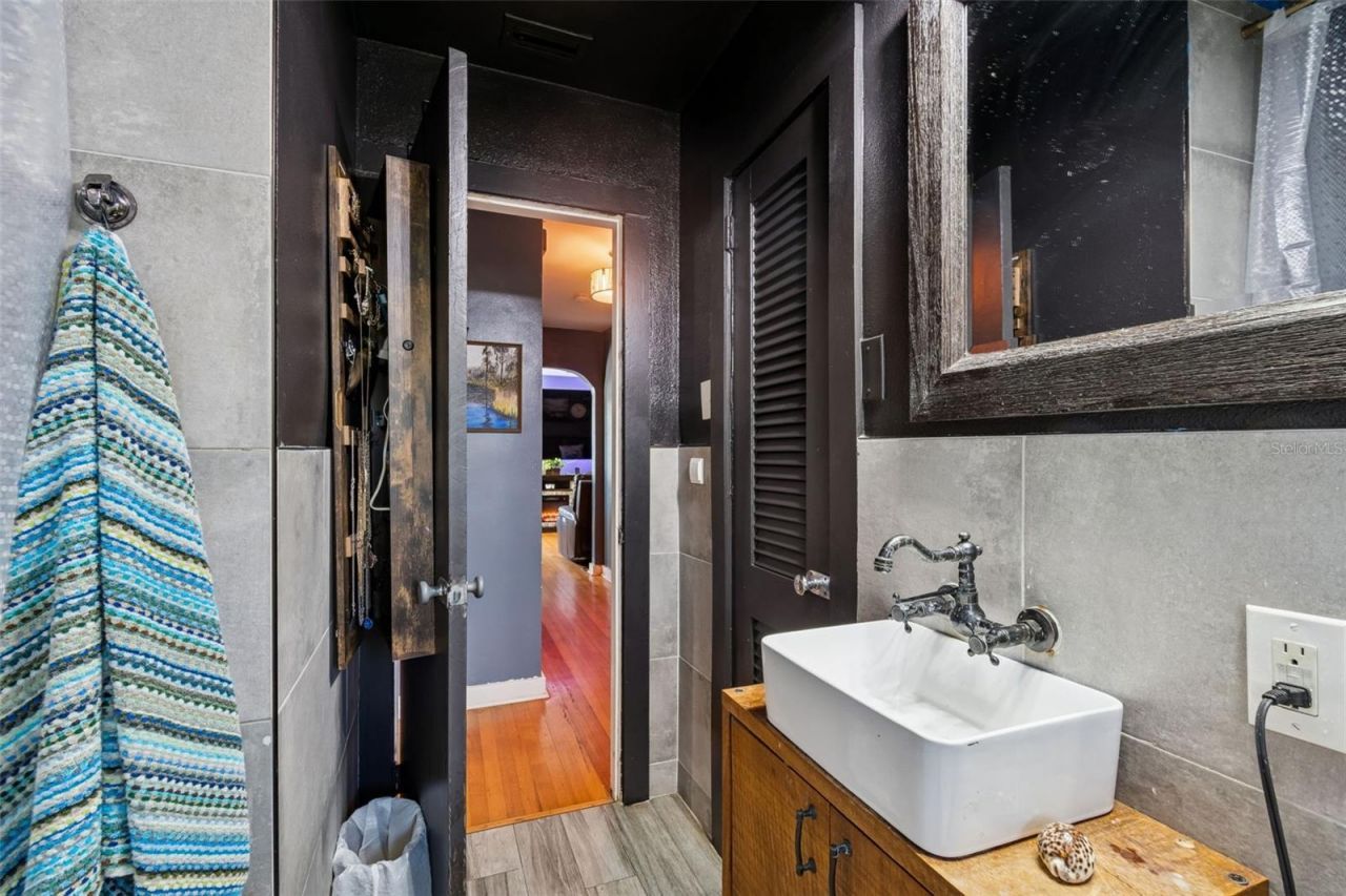 2120 Coronada Way S, Saint Petersburg, FL 33712 Photo