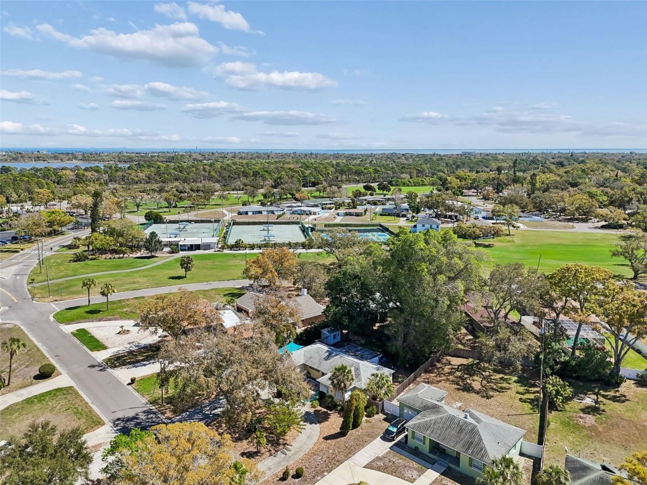 2120 Coronada Way S, Saint Petersburg, FL 33712 Photo