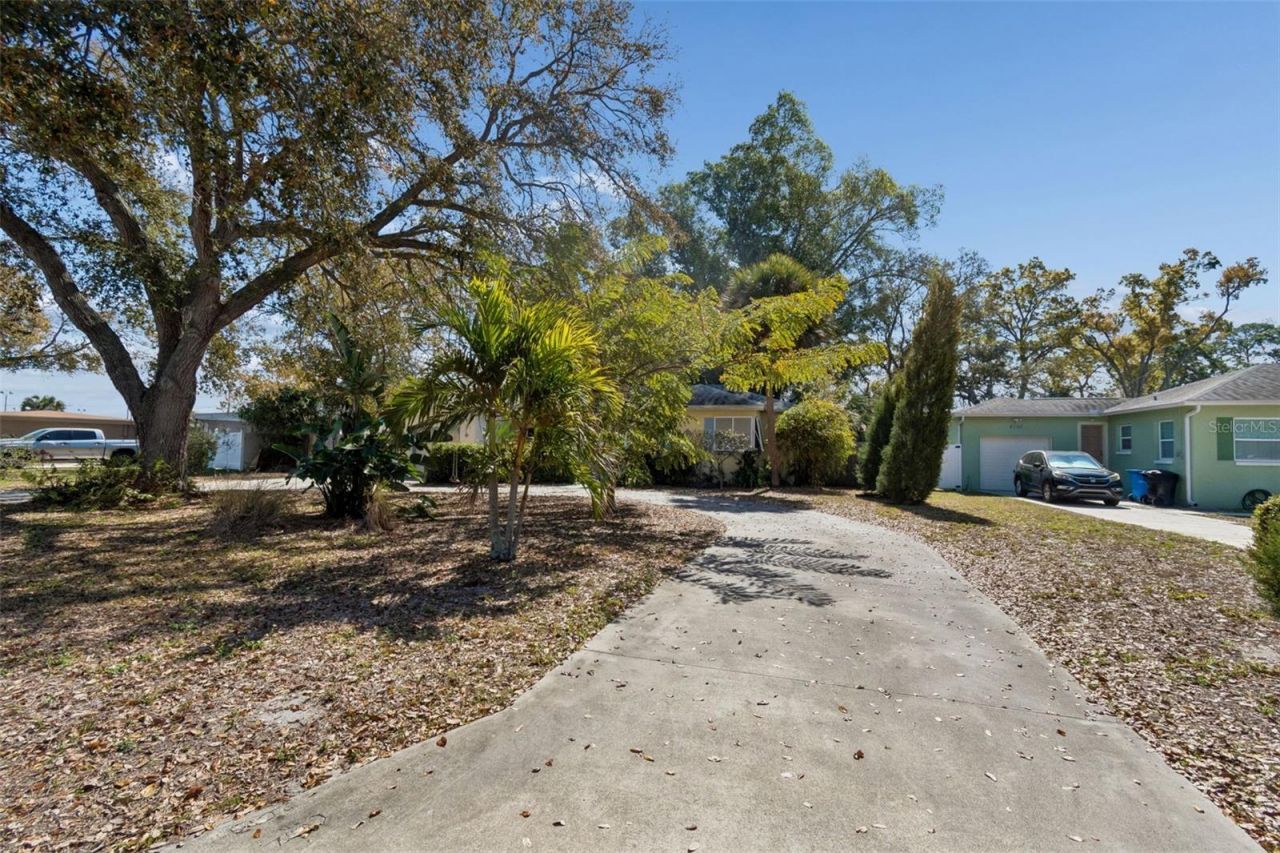 2120 Coronada Way S, Saint Petersburg, FL 33712 Photo