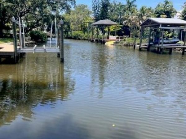 2640 S DUNDEE STREET, TAMPA, FL 33629