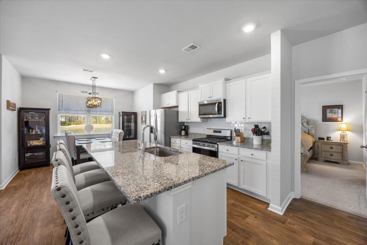 422 Cedarview Road Photo 12