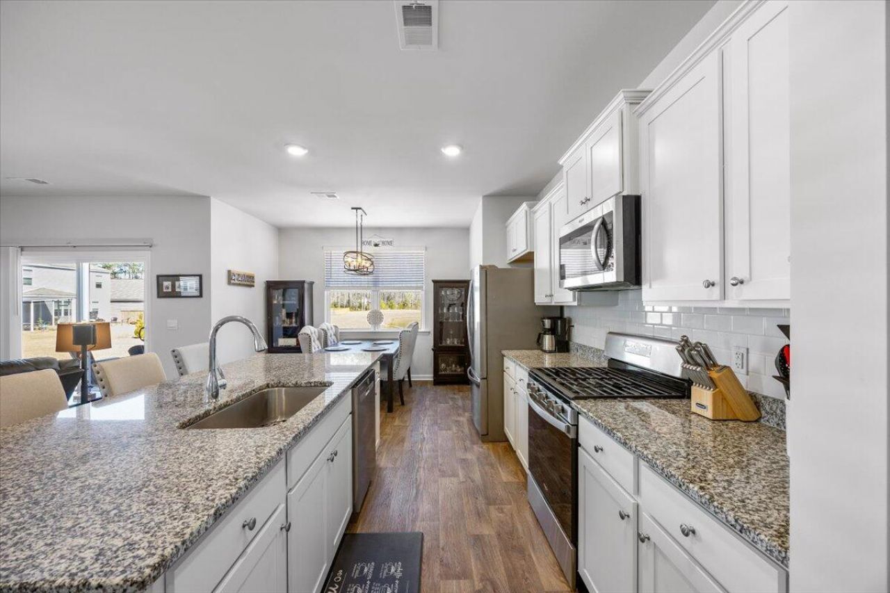 422 Cedarview Road Photo 13