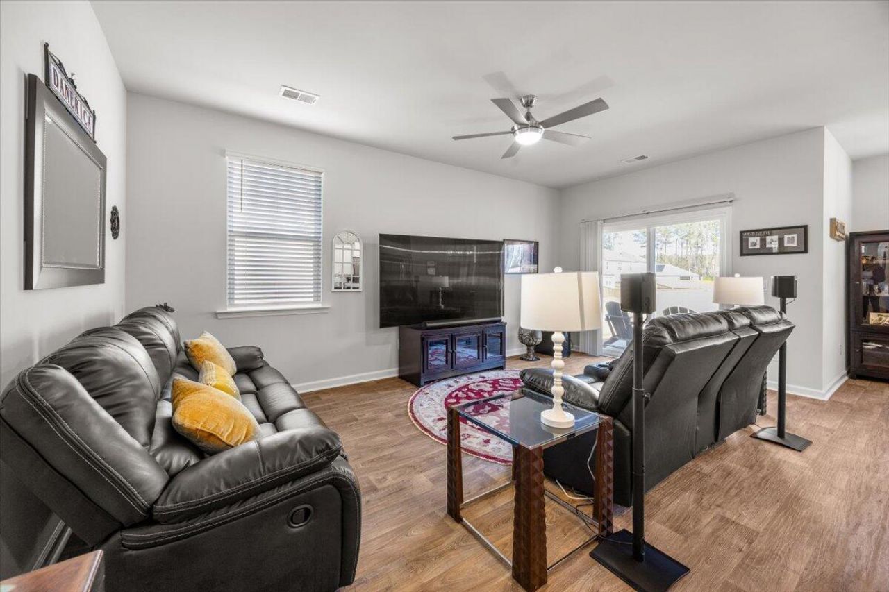 422 Cedarview Road Photo 20