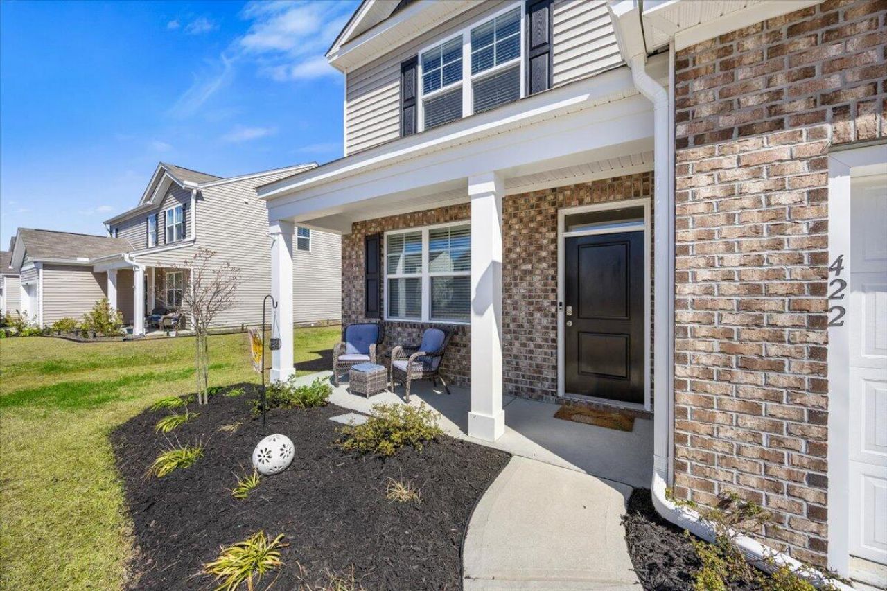 422 Cedarview Road Photo 4