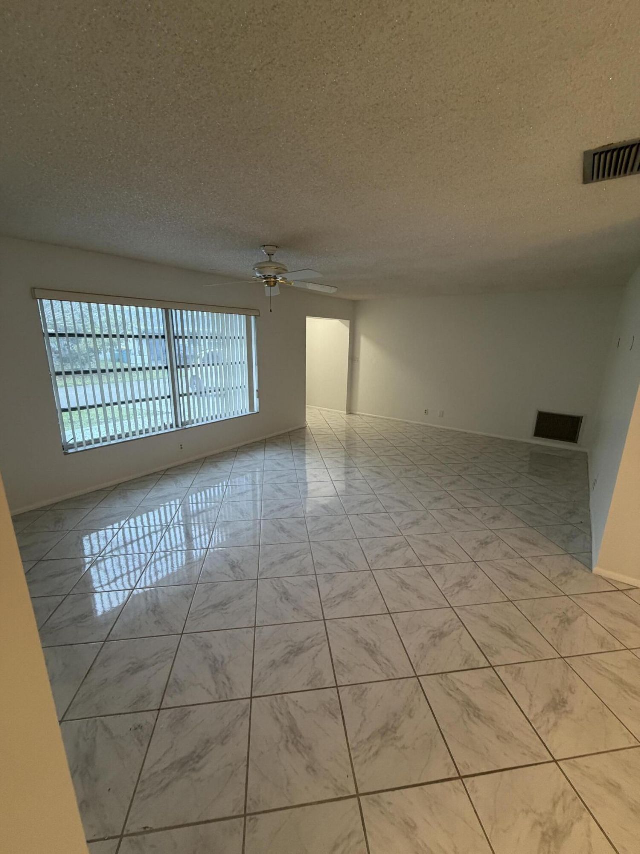 4958 NW 48th Avenue, Tamarac, FL 33319 Photo