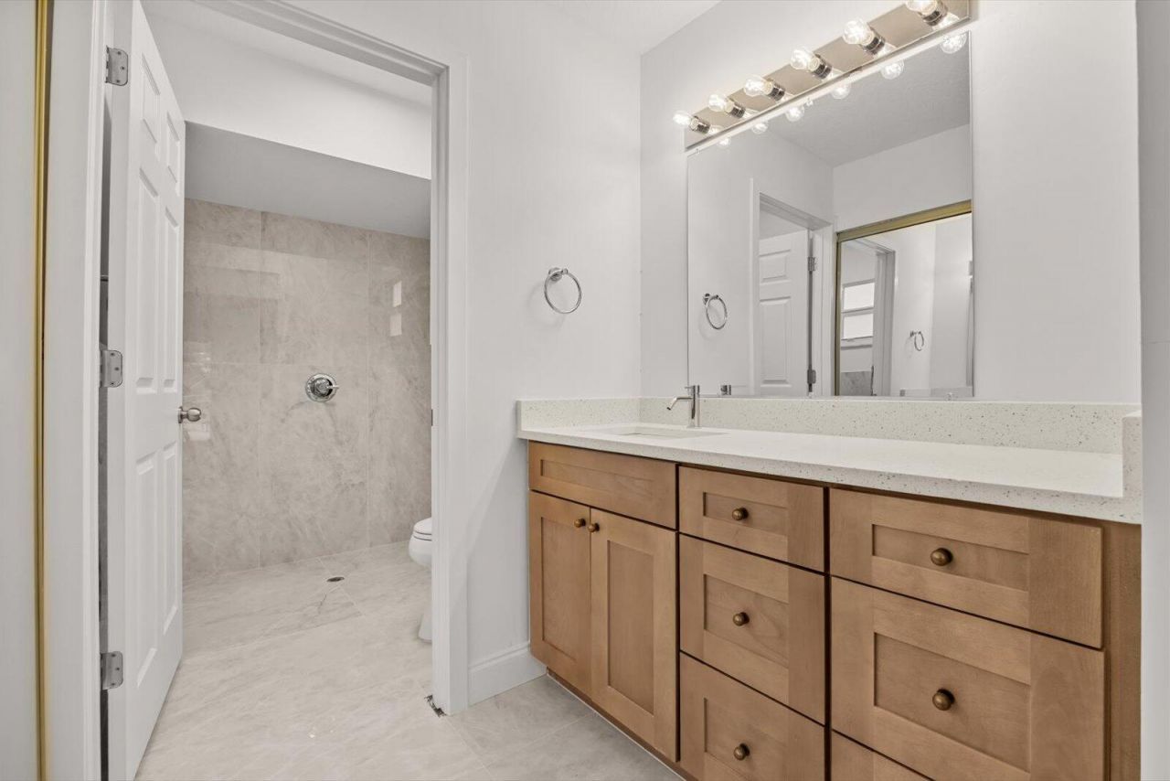 218 Las Palmas Street, Royal Palm Beach, FL 33411 Photo