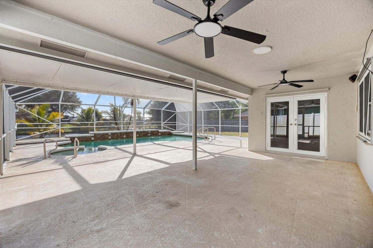 218 Las Palmas Street, Royal Palm Beach, FL 33411 Photo