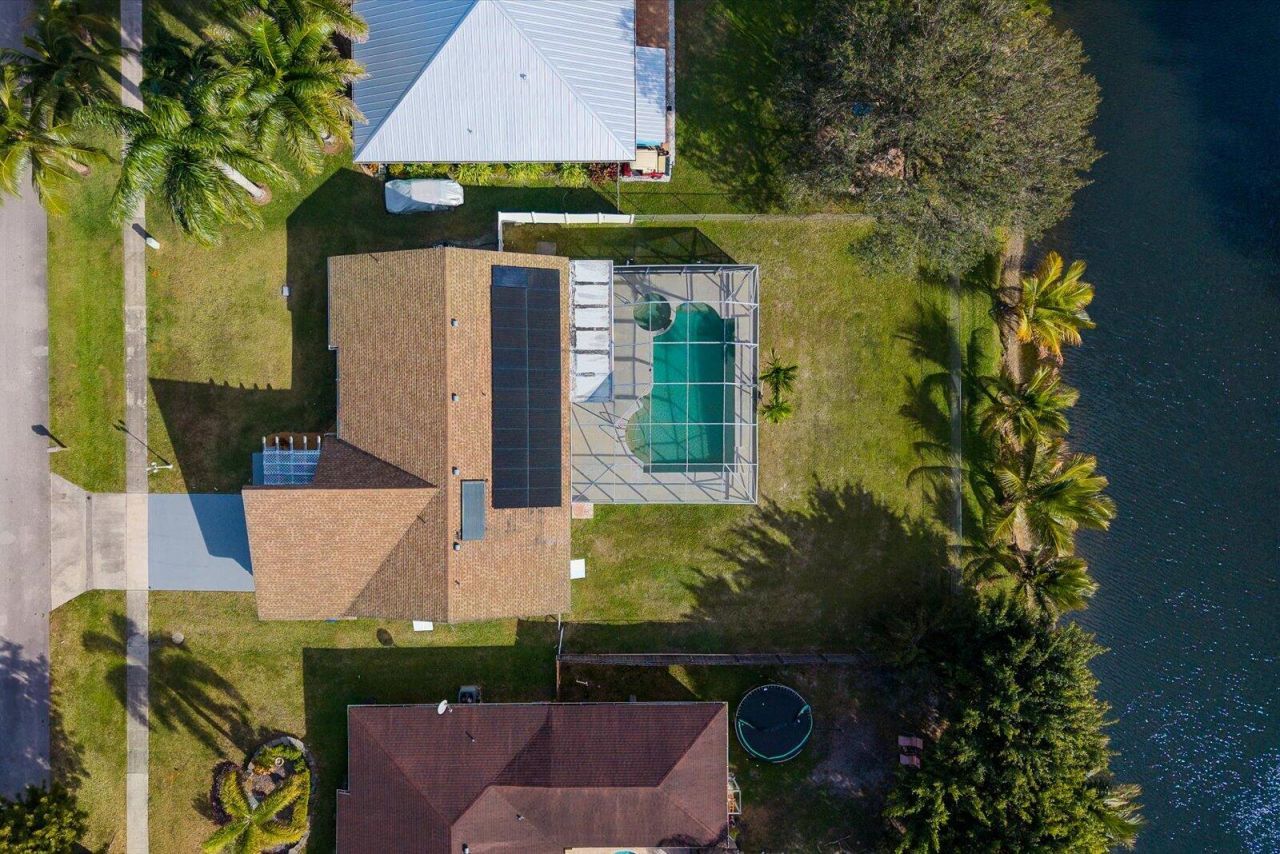 218 Las Palmas Street, Royal Palm Beach, FL 33411 Photo