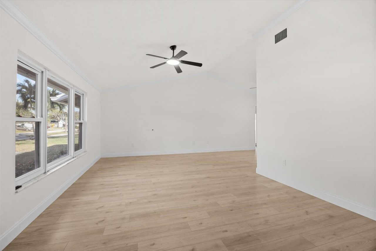 218 Las Palmas Street, Royal Palm Beach, FL 33411 Photo