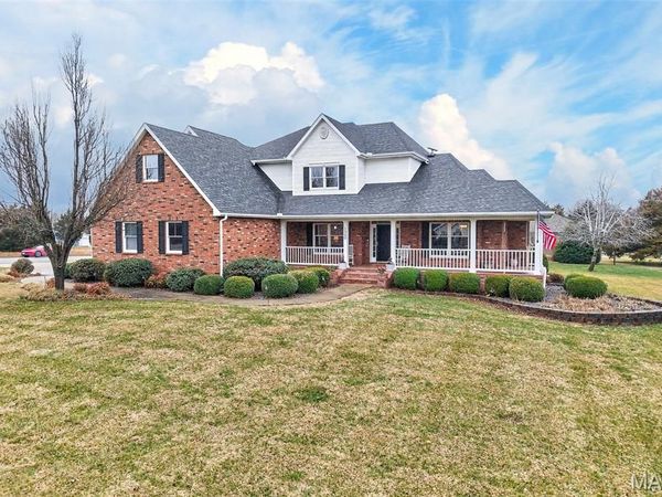 1550 Cedar Lawn Drive, Lebanon, MO 65536