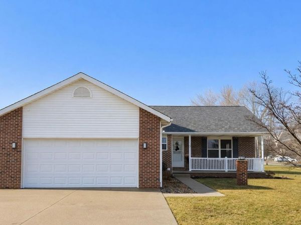 402 Alexis Drive, Milford, IN 46542