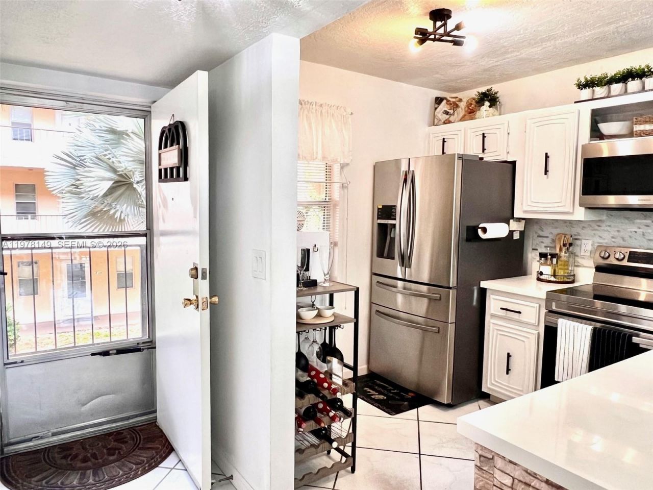 2811 Somerset Dr, Unit 211, Lauderdale Lakes, FL 33311 Photo