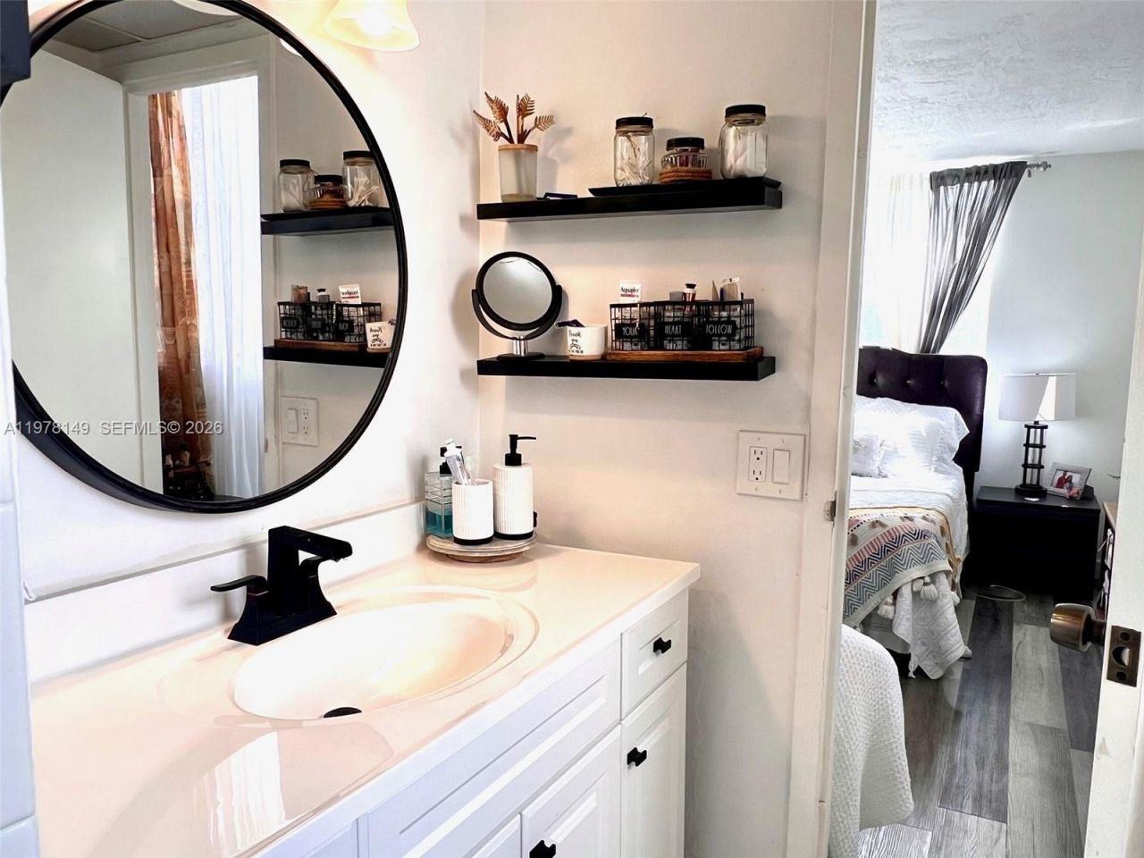 2811 Somerset Dr, Unit 211, Lauderdale Lakes, FL 33311 Photo