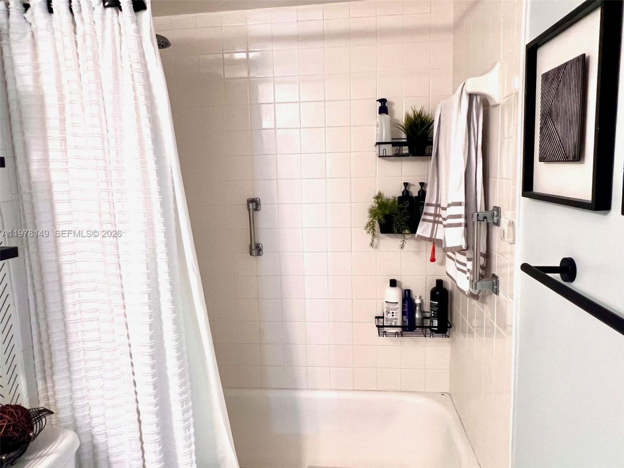 2811 Somerset Dr, Unit 211, Lauderdale Lakes, FL 33311 Photo