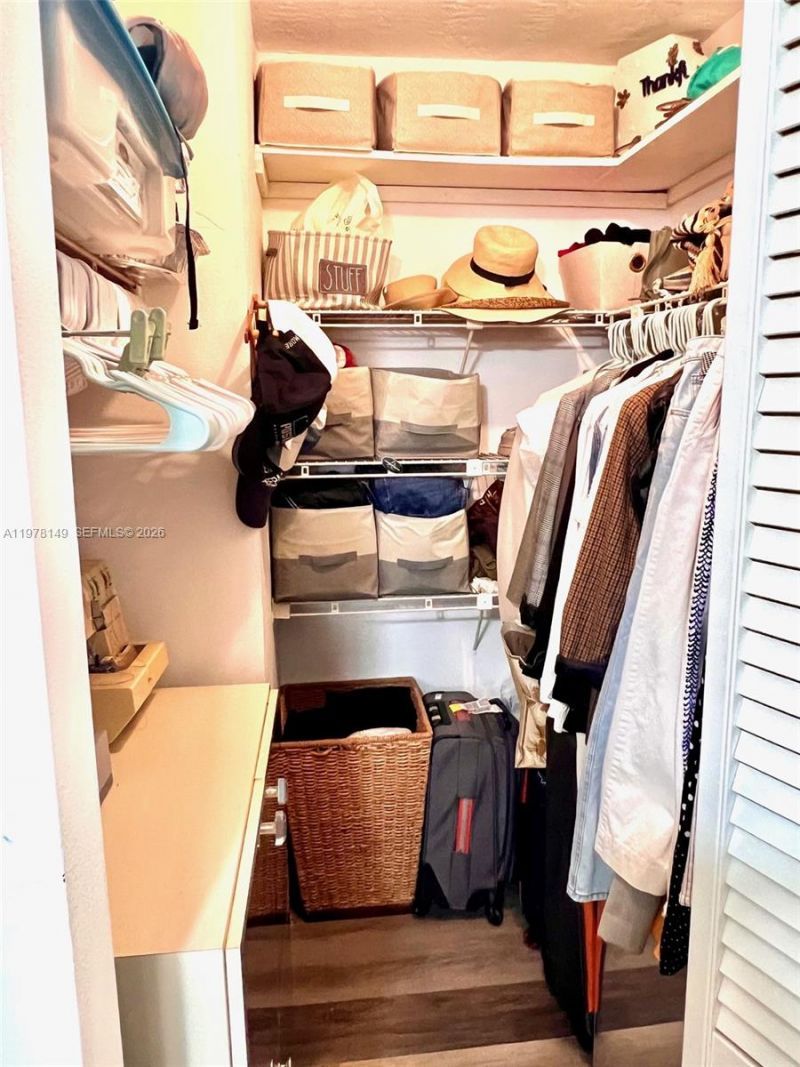 2811 Somerset Dr, Unit 211, Lauderdale Lakes, FL 33311 Photo