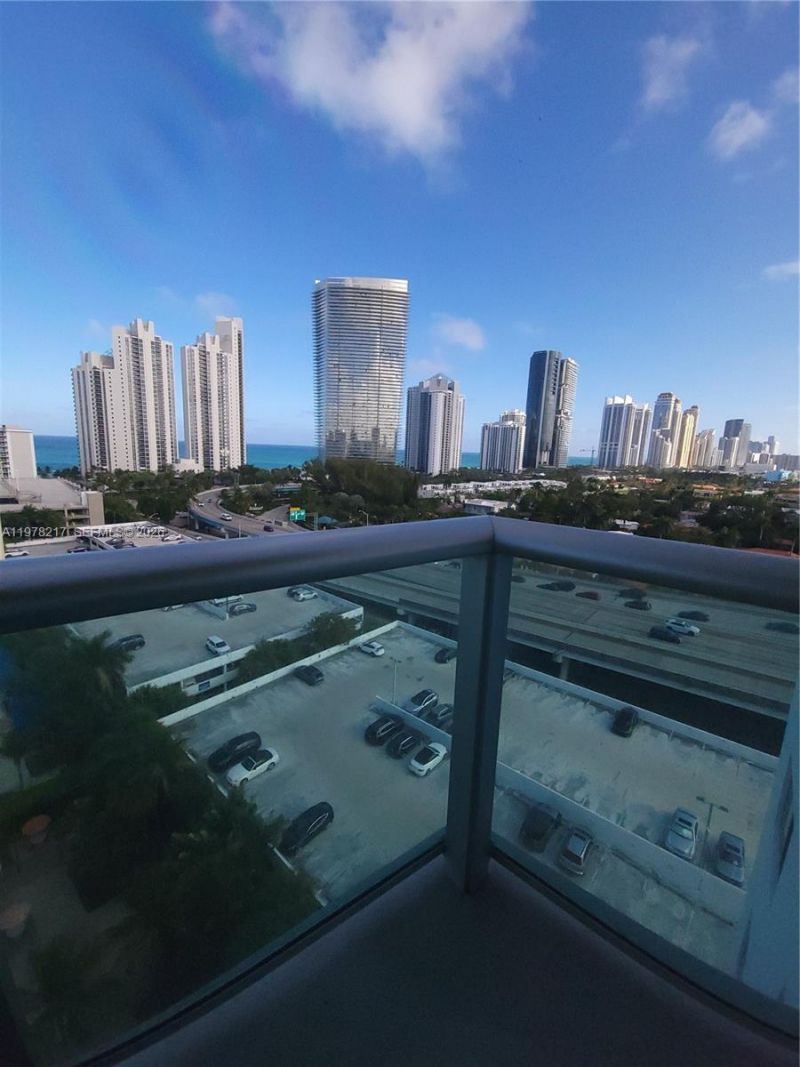 19380 Collins Ave, Unit 1402, Sunny Isles Beach, FL 33160 Photo