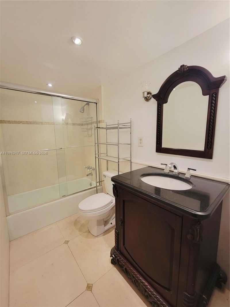 19380 Collins Ave, Unit 1402, Sunny Isles Beach, FL 33160 Photo