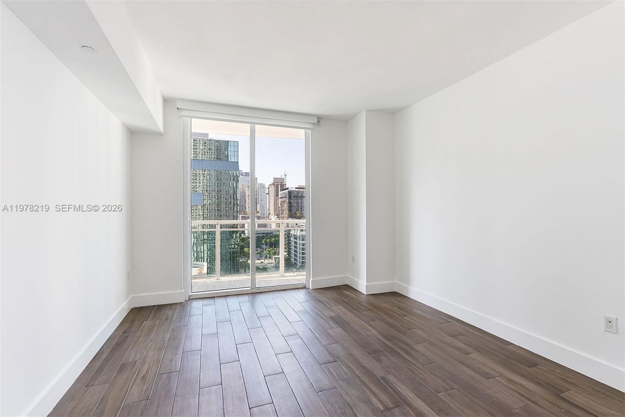 951 Brickell Ave , Unit 1711, Miami, FL 33131 Photo