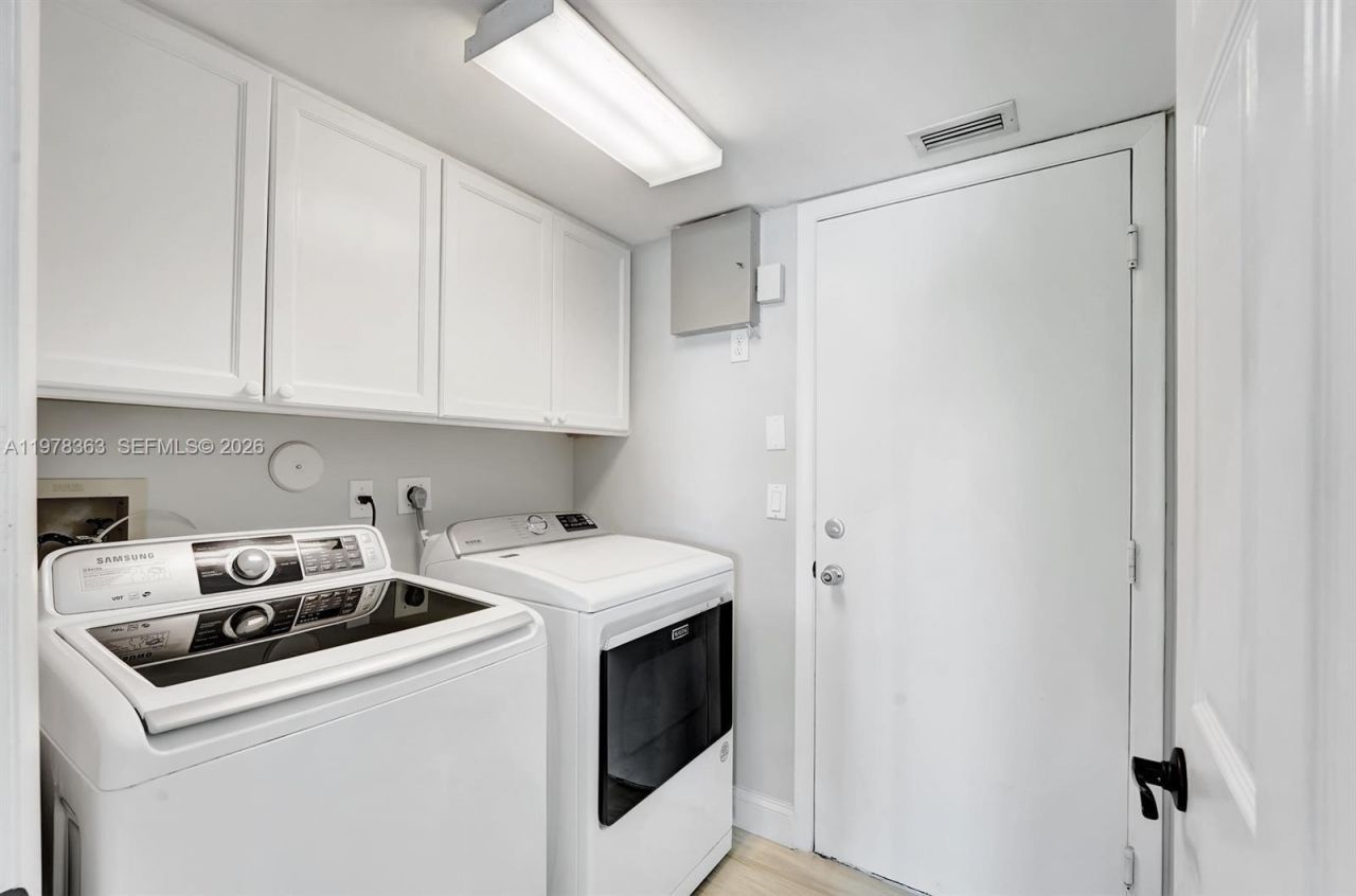 3833 Cypress Lake Dr , Lake Worth, FL 33467 Photo