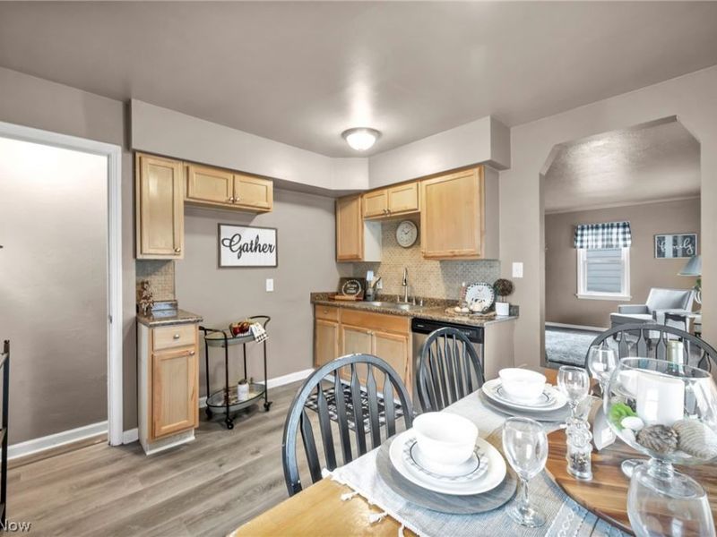 15313 Fernway Drive, Maple Heights, OH 44137 Photo 11