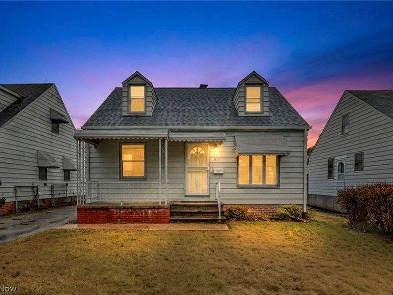 15313 Fernway Drive, Maple Heights, OH 44137 Photo 3