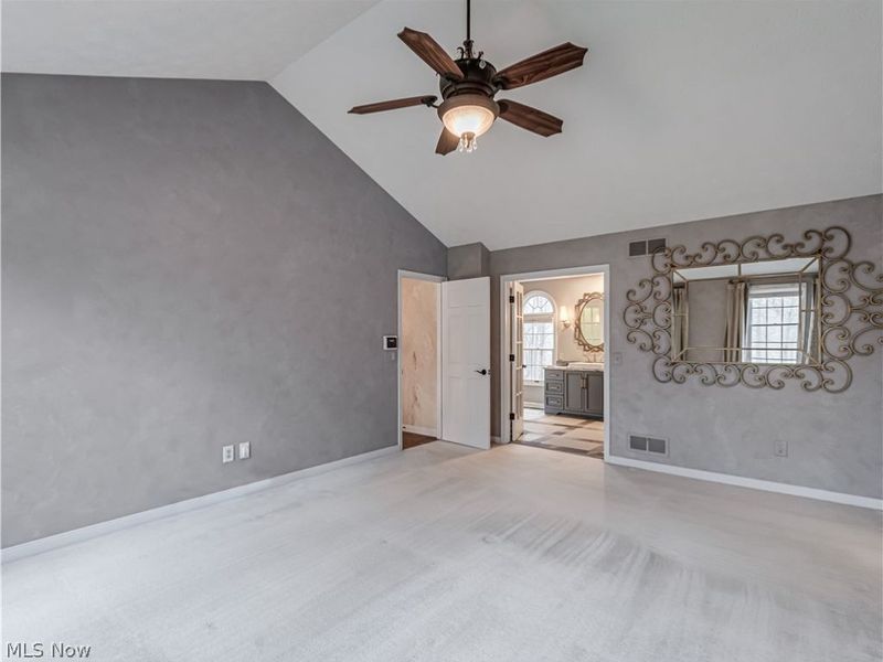 5752 Bridgewater Boulevard, Hudson, OH 44236 Photo 11