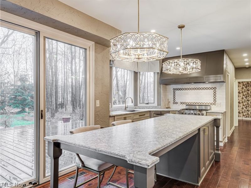 5752 Bridgewater Boulevard, Hudson, OH 44236 Photo 4