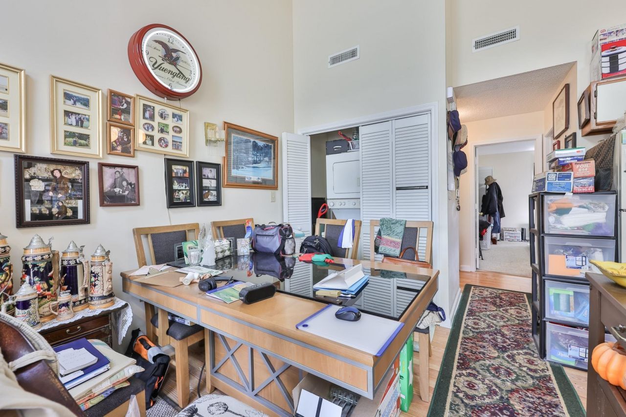 510 Fairwood Lakes  Photo 10