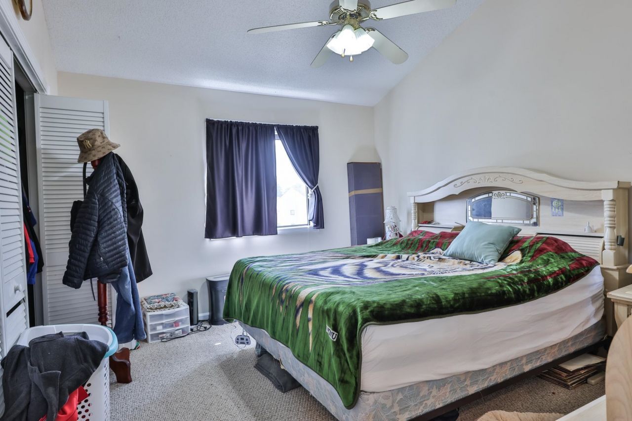 510 Fairwood Lakes  Photo 13