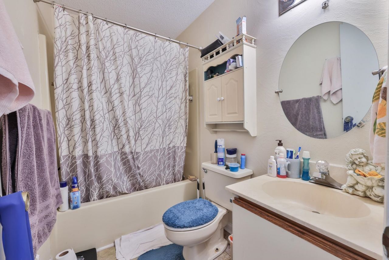 510 Fairwood Lakes  Photo 14