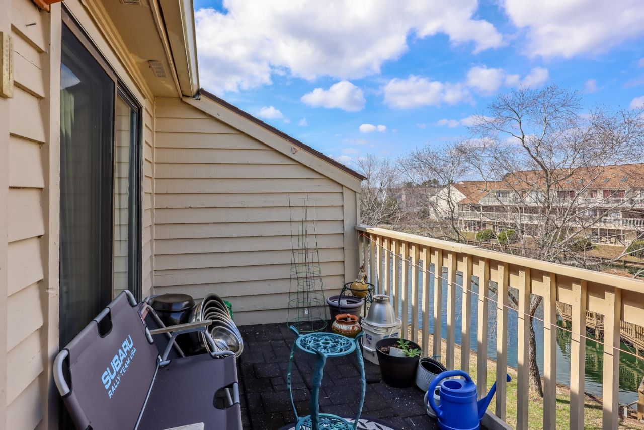 510 Fairwood Lakes  Photo 15