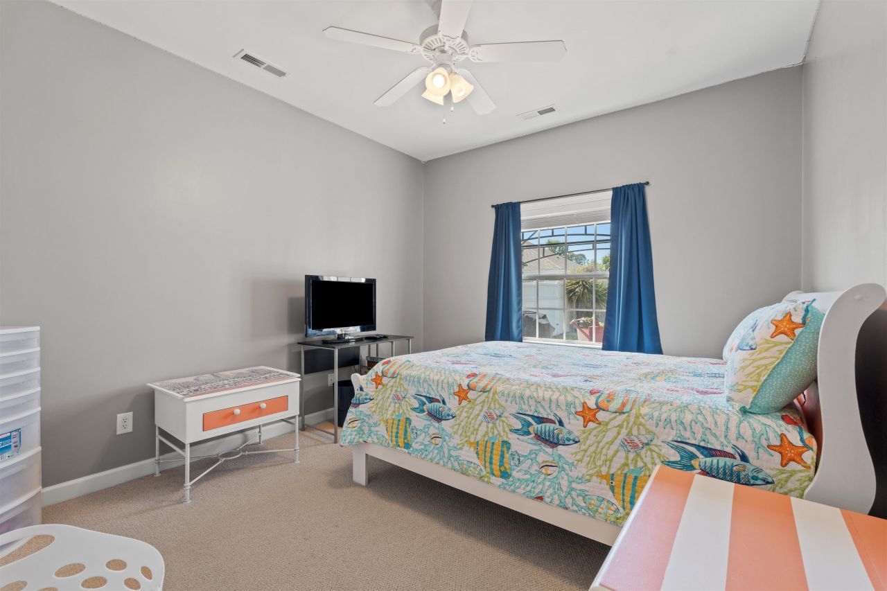 237 Cloverleaf Dr. Photo 20